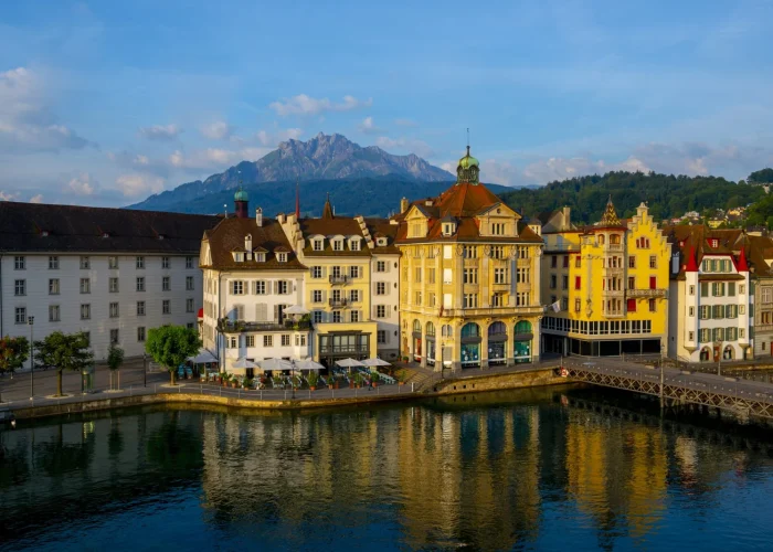 Switzerland-2048x1367